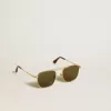 Sonnenbrille im Pilotenstil mit goldenem Rahmen und grünen Gläsern