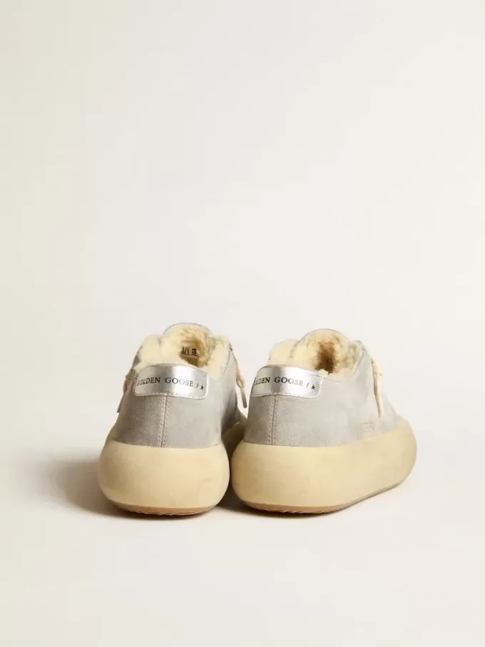 Herren-Schuhe „Space-Star” aus eisgrauem Wildleder mit Lammfellfutter