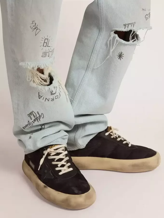 Space-Star-Herrenschuhe aus gestepptem schwarzem Nylon mit Lammfellfutter