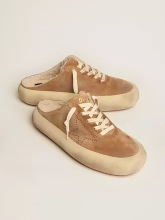 Space-Star Sabot-Schuhe für Damen aus tabakfarbenem Wildleder mit Lammfellfutter