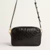 Star Bag aus glänzendem schwarzem Leder mit Ton-in-Ton-Stern