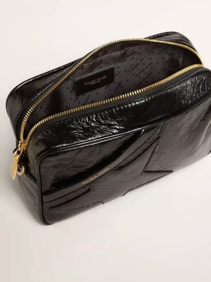 Star Bag aus glänzendem schwarzem Leder mit Ton-in-Ton-Stern