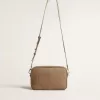 Star Bag aus salbeigrünem Leder mit ton-in-ton Stern