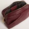 Star Bag aus weinrotem Leder mit farblich abgestimmtem Stern
