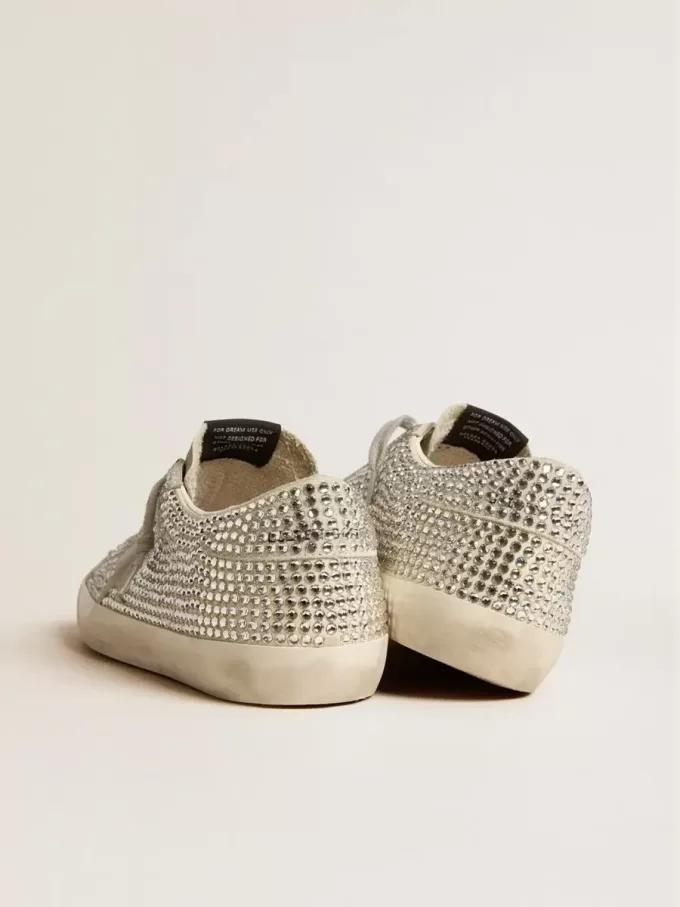 Super-Star aus Nubukleder mit Swarovski-Kristallen und eisgrauem Wildlederstern Super-Star aus Nubukleder mit Swarovski-Kristallen und eisgrauem Wildlederstern
