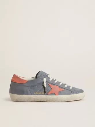 Super Star für Damen aus blauem Nubukleder mit rosa Wildlederstern und Fersenlasche Super Star für Damen aus blauem Nubukleder mit rosa Wildlederstern und Fersenlasche