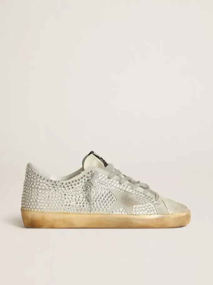 Super-Star für Damen aus gealtertem weißem Nubukleder mit Swarovski-Kristallen Super-Star für Damen aus gealtertem weißem Nubukleder mit Swarovski-Kristallen