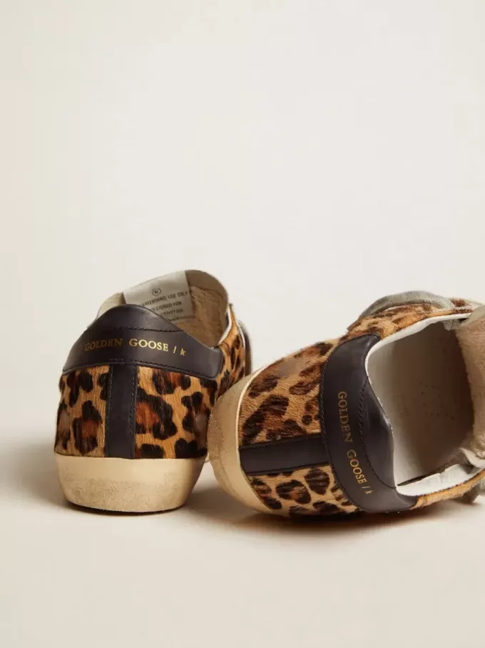 Super-Star für Damen aus Leder mit Leopardenmuster Super-Star für Damen aus Leder mit Leopardenmuster