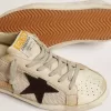 Super-Star für Damen aus Leder mit schwarzem Stern Super-Star für Damen aus Leder mit schwarzem Stern