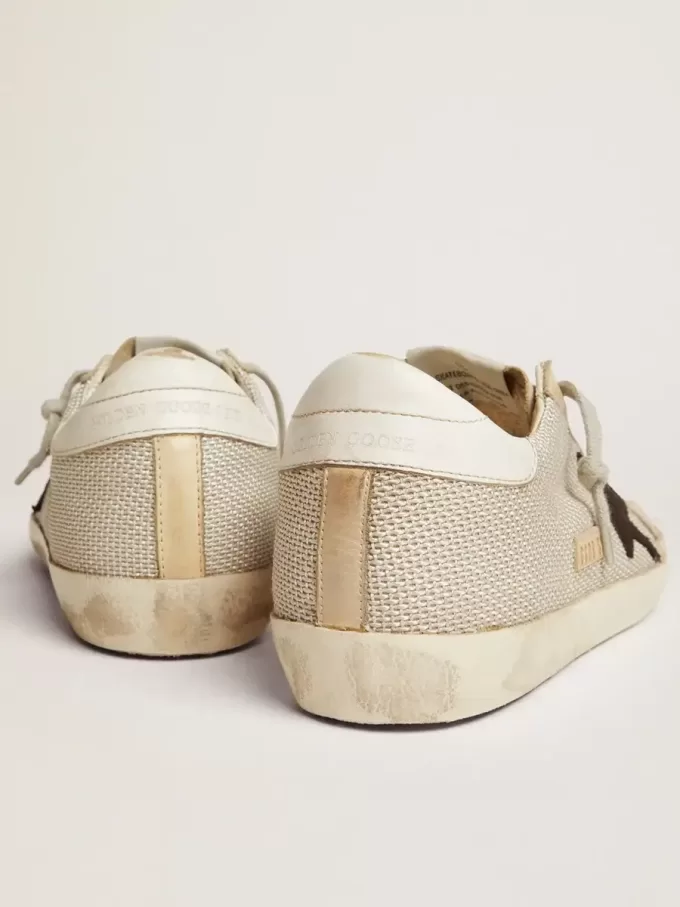 Super-Star für Damen aus Leder mit schwarzem Stern Super-Star für Damen aus Leder mit schwarzem Stern