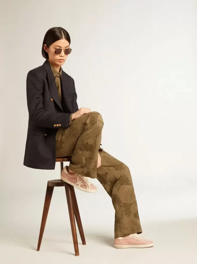 Super-Star für Damen aus puderrosa Wildleder mit cremefarbenem Lederstern Super-Star für Damen aus puderrosa Wildleder mit cremefarbenem Lederstern