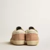 Super-Star für Damen aus puderrosa Wildleder mit cremefarbenem Lederstern Super-Star für Damen aus puderrosa Wildleder mit cremefarbenem Lederstern
