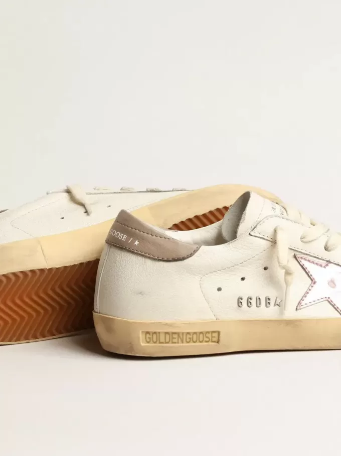 Super-Star für Damen aus weißem Nappaleder mit rosa Metallic-Lederstern Super-Star für Damen aus weißem Nappaleder mit rosa Metallic-Lederstern