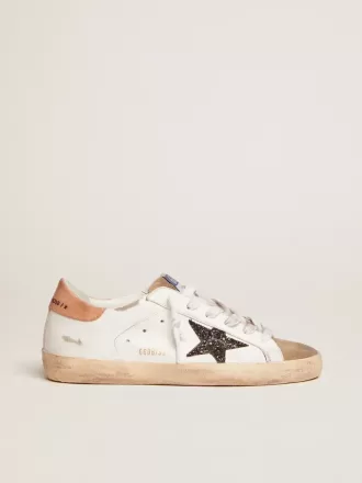 Super-Star für Damen mit schwarzem Glitzerstern und rosa Fersenlasche Super-Star für Damen mit schwarzem Glitzerstern und rosa Fersenlasche