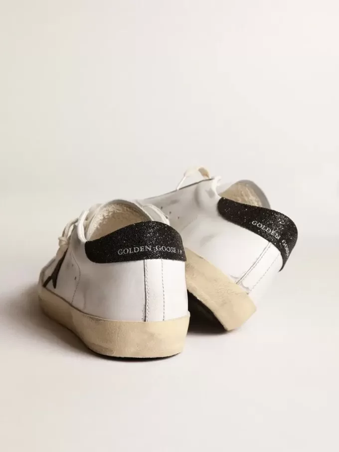 Super-Star für Damen mit schwarzem Swarovski-Kristallstern und Fersenlasche