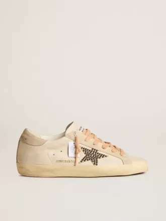 Super-Star LTD aus Leder mit beigem Wildlederstern und Swarovski-Nieten