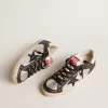 Super-Star LTD aus Metallic-Leder mit schwarzem Lederstern und Einsätzen