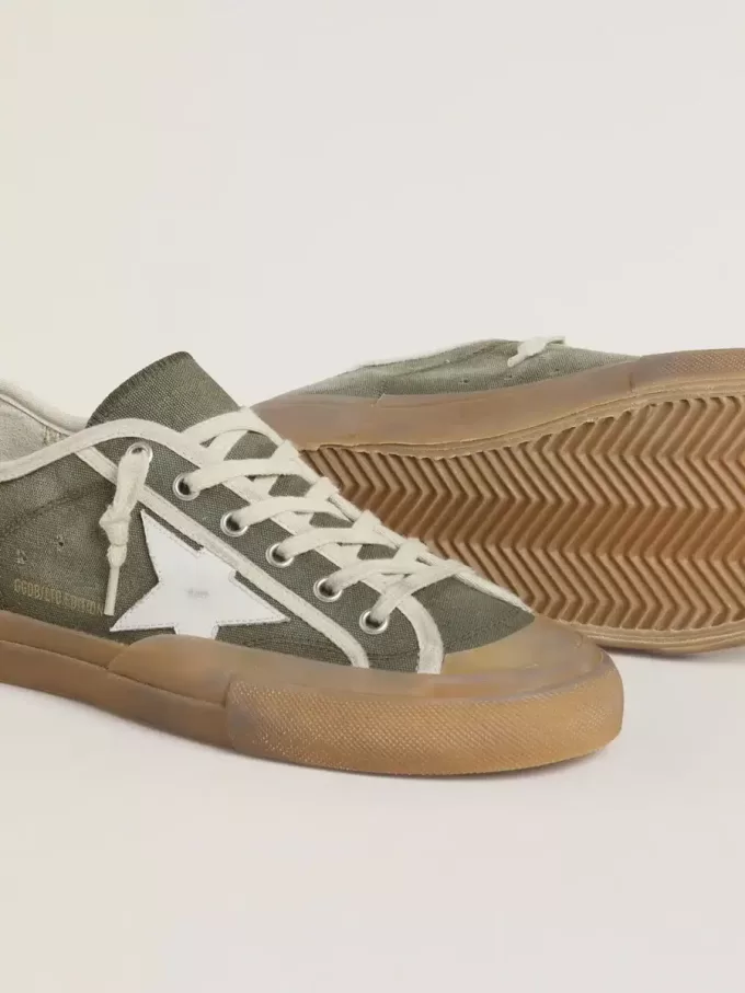 Super-Star LTD für Damen aus grünem Canvas mit weißem Lederstern Super-Star LTD für Damen aus grünem Canvas mit weißem Lederstern