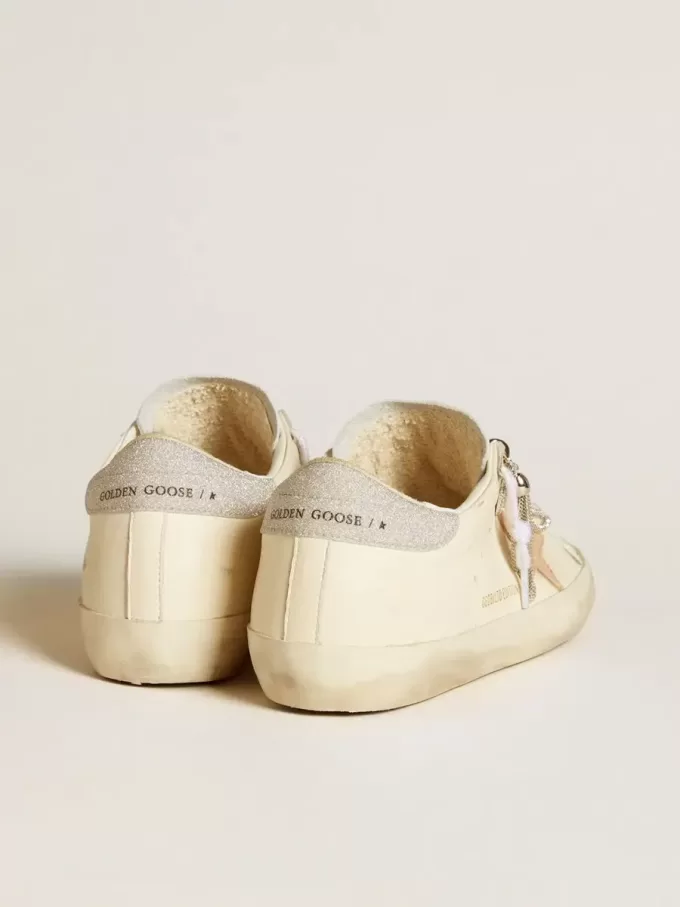 Super-Star LTD für Damen aus Nappaleder mit nudefarbenem Lederstern und glitzernder Fersenlasche Super-Star LTD für Damen aus Nappaleder mit nudefarbenem Lederstern und glitzernder Fersenlasche