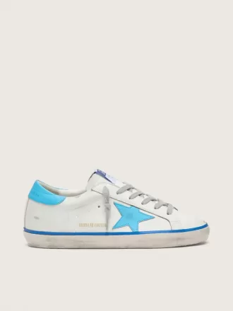 Super-Star LTD für Damen aus weißem Leder mit hellblauem Lederstern und Fersenlasche Super-Star LTD für Damen aus weißem Leder mit hellblauem Lederstern und Fersenlasche
