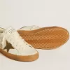 Super-Star LTD für Damen mit militärgrünem Nubuk-Stern und Fersenlasche Super-Star LTD für Damen mit militärgrünem Nubuk-Stern und Fersenlasche