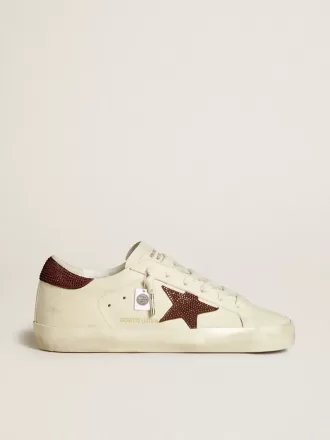 Super-Star LTD für Damen mit Wildlederstern und Fersenlasche mit Swarovski-Kristallen Super-Star LTD für Damen mit Wildlederstern und Fersenlasche mit Swarovski-Kristallen