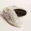 Super-Star-Sneaker aus grau-weißem Leder mit Glitzereffekt und Lederstern Super-Star-Sneaker aus grau-weißem Leder mit Glitzereffekt und Lederstern