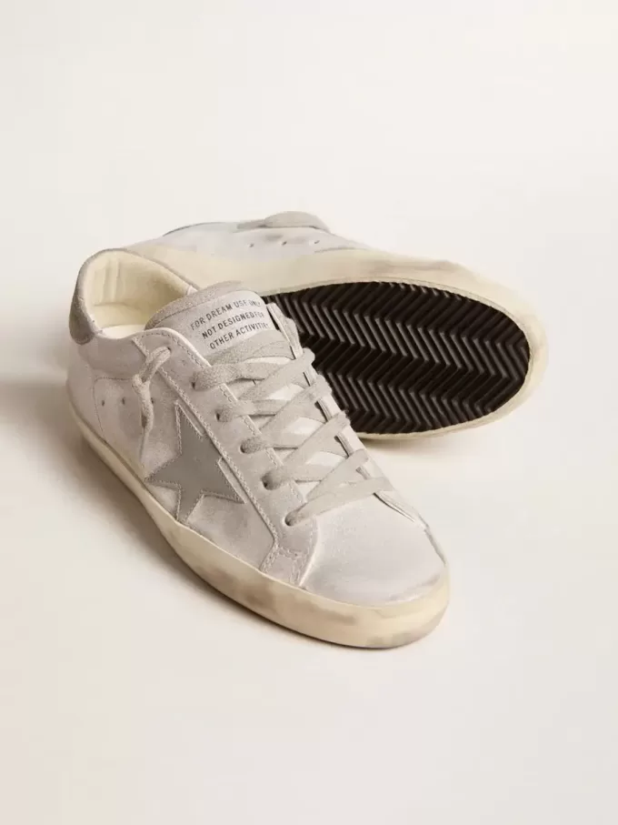 Super-Star-Sneaker aus grau-weißem Leder mit Glitzereffekt und Lederstern Super-Star-Sneaker aus grau-weißem Leder mit Glitzereffekt und Lederstern
