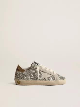 Super-Star Young in Glitzeroptik mit Stern aus Wildleder und goldener Fersenlasche