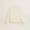 Sweatshirt in Altweiß mit mehrfarbigem Golden-Schriftzug auf der Vorderseite