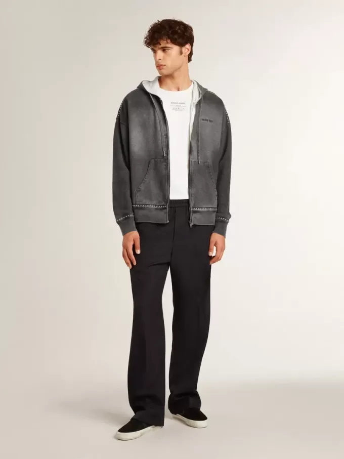 Sweatshirt in Anthrazit mit Sprüheffekt und Nieten Sweatshirt in Anthrazit mit Sprüheffekt und Nieten