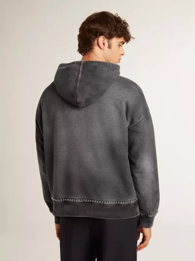 Sweatshirt in Anthrazit mit Sprüheffekt und Nieten Sweatshirt in Anthrazit mit Sprüheffekt und Nieten