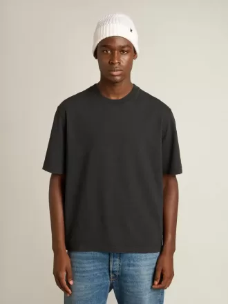 T-Shirt in gewaschenem Schwarz mit umgekehrtem Logo auf der Rückseite – Jersey Capsule