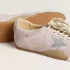 True-Star für Damen aus pastellrosa Wildleder mit silbernem Stern und Fersenlasche