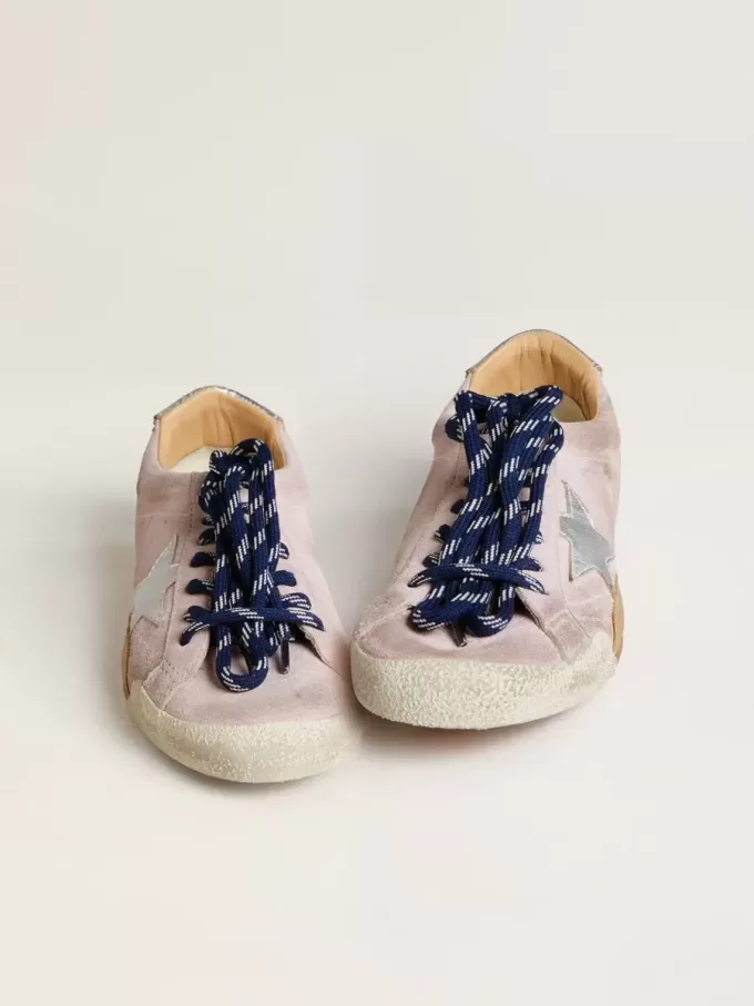 True-Star für Damen aus pastellrosa Wildleder mit silbernem Stern und Fersenlasche