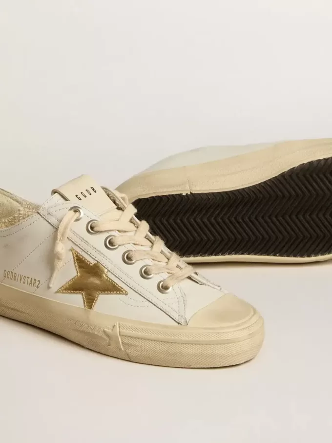 V-Star aus weißem Leder mit goldfarbenem Lederstern