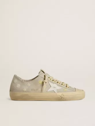 V-Star für Damen aus eisgrauem Wildleder mit weißem Lederstern und Blumenstickerei
