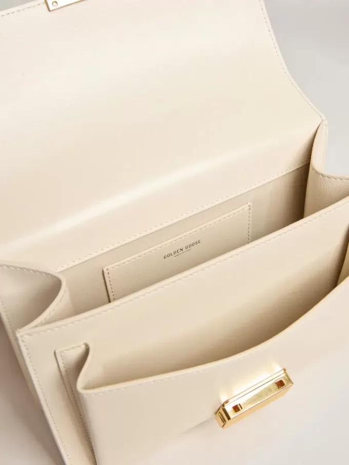 Venezia Tasche aus butterfarbenem Leder mit Golddetails