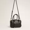 Vita Bag aus glattem schwarzem Leder mit goldenen Details