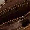 Vita Bag aus schwarzem Distressed-Leder mit goldenen Details