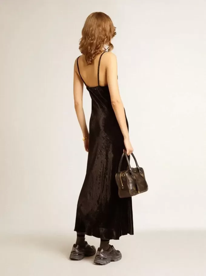 Vita Bag aus schwarzem Distressed-Leder mit goldenen Details