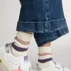 Weiße Kindersocken mit rosa und lila Streifen