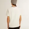 Weißes Baumwoll-T-Shirt für Damen mit Handstickerei Weißes Baumwoll-T-Shirt für Damen mit Handstickerei