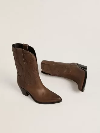 Wish Star Stiefel aus taubengrauem Leder mit Ton-in-Ton-Einlagen Wish Star Stiefel aus taubengrauem Leder mit Ton-in-Ton-Einlagen