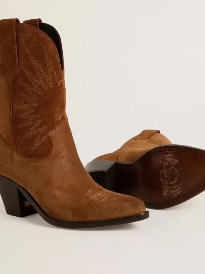 Wish Star Stiefel für Damen aus cognacfarbenem Wildleder mit Sternstickerei
