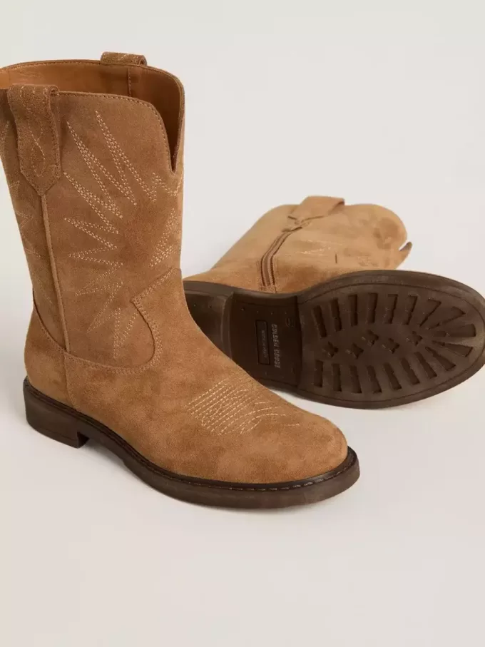 Wish Young Stiefel aus kamelfarbenem Wildleder mit Sternstickerei