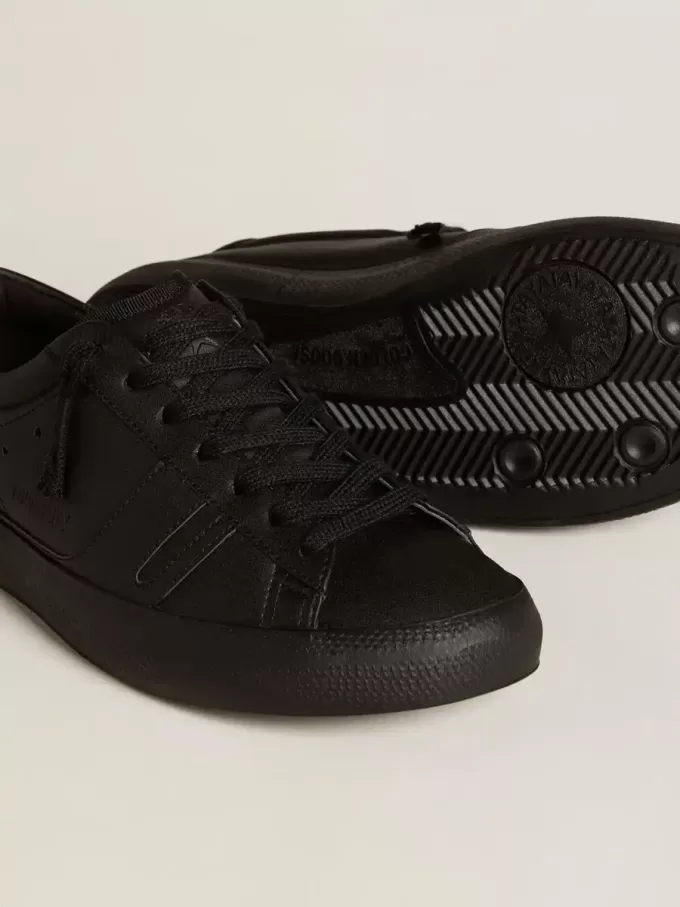 Yatay Model 1B nachhaltige Sneaker mit biobasiertem Obermaterial und schwarzem Y