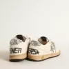 Young Ball Star aus Nappa mit silbernem Glitzerstern und Fersenlasche Young Ball Star aus Nappa mit silbernem Glitzerstern und Fersenlasche