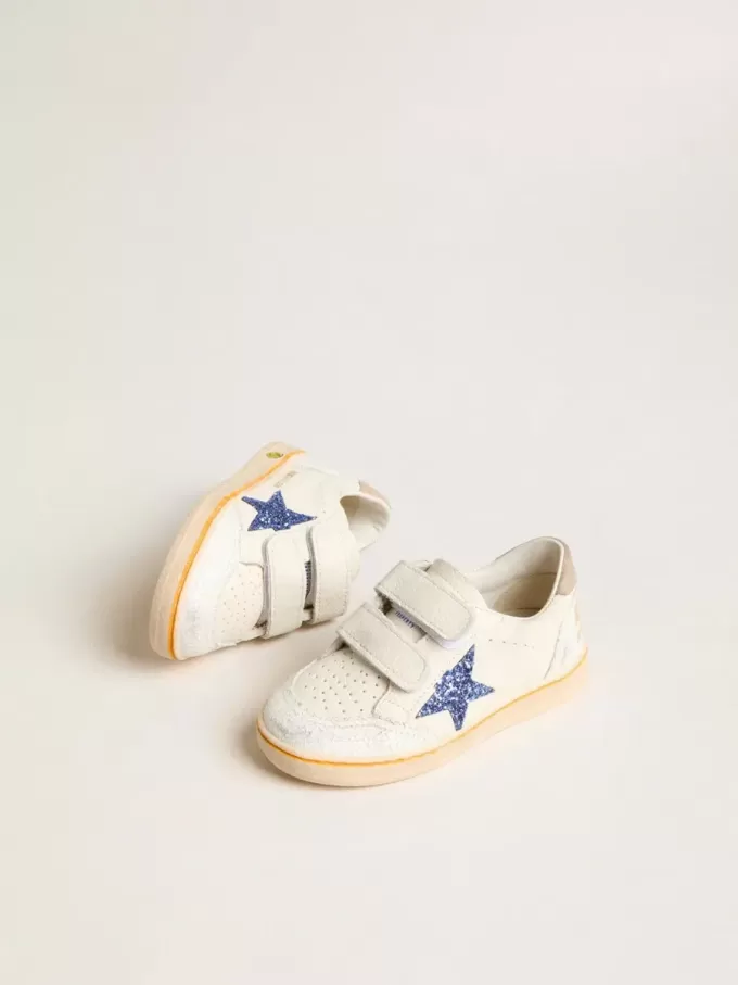 Young Ball Star mit blauem Glitzerstern und beigem Wildleder-Fersenlasche