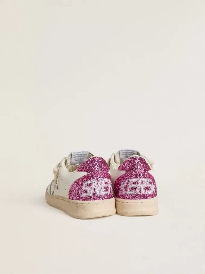 Young Ball Star mit silbernem Glitzerstern und rosa Glitzer-Fersenlasche
